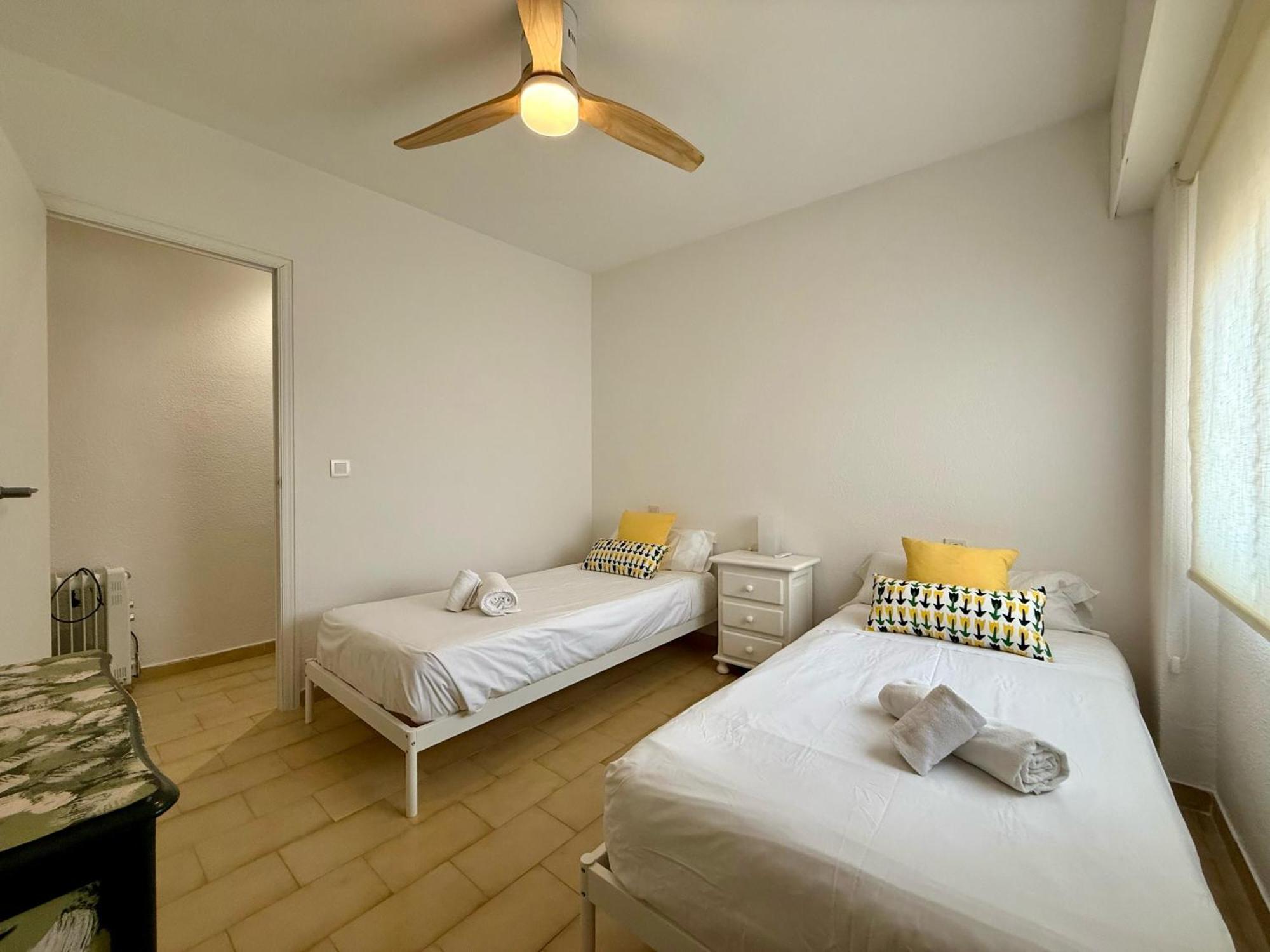 Apartamento Mistral Beach El Campello Luaran gambar