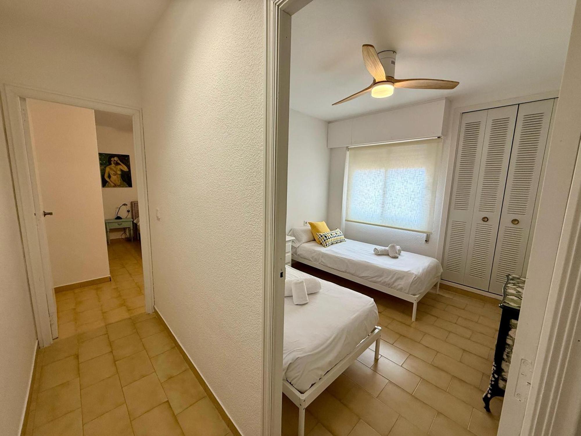 Apartamento Mistral Beach El Campello Luaran gambar